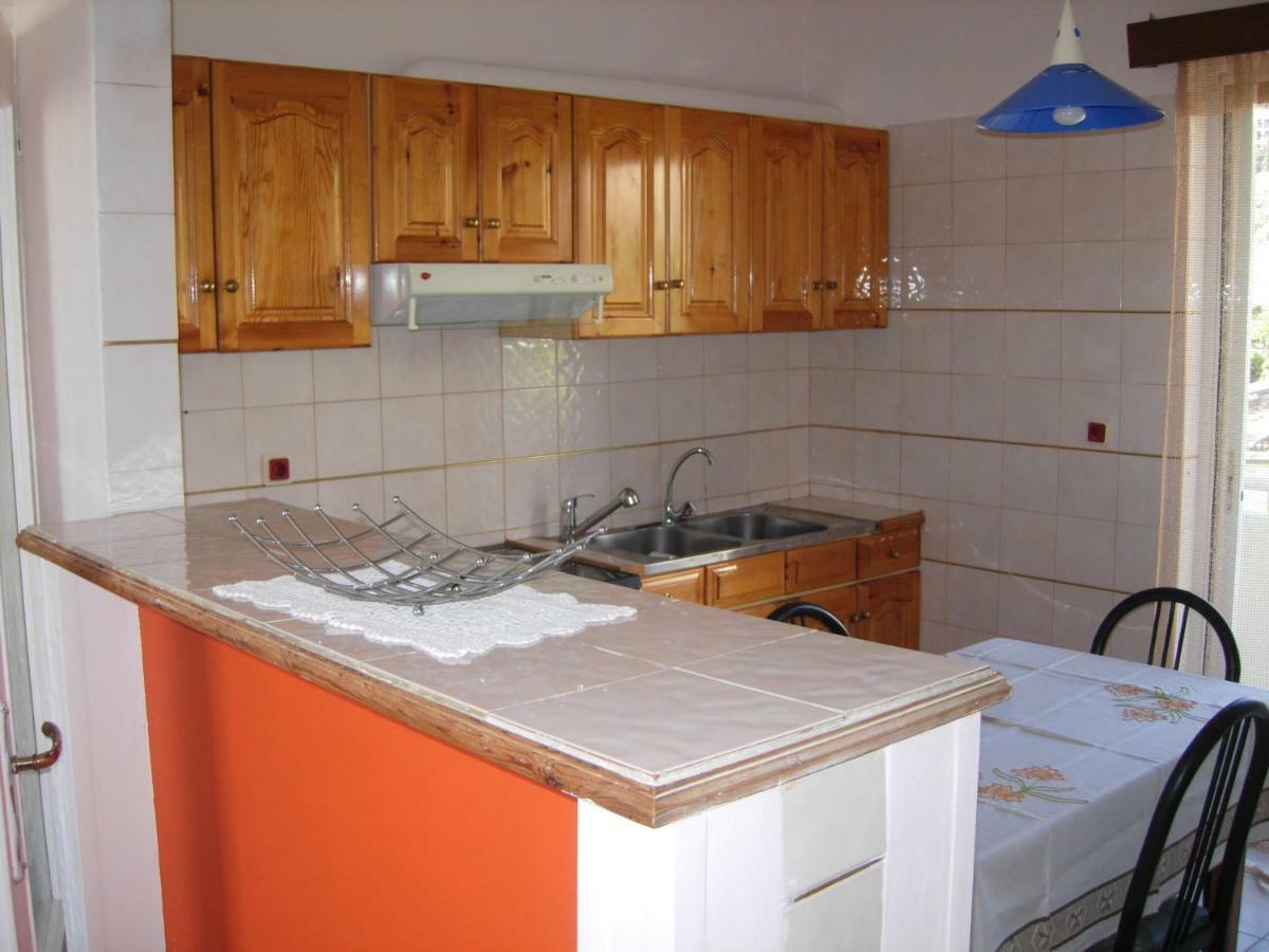 B1 Apt Mytilini Extérieur photo